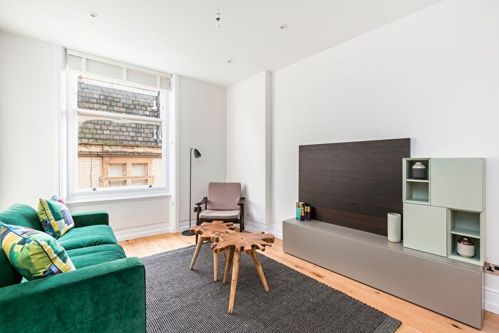 2 Bedroom Flat To Rent In St Martin's Lane, Covent Garden, WC2N