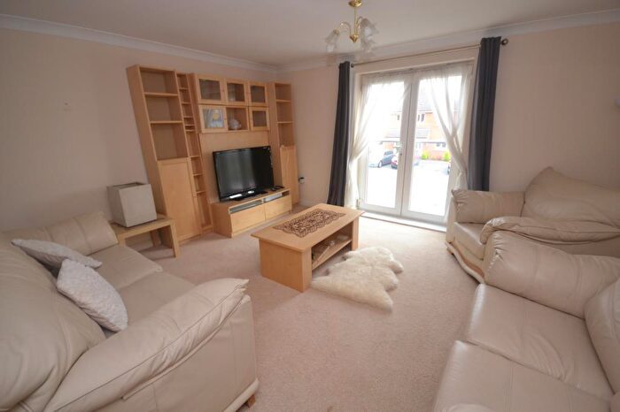 2 Bedroom Apartment To Rent In Basingstoke Road, Reading, RG2
