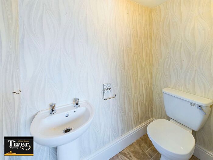 4 Bedroom Terraced House To Rent In Cocker Street, Blackpool, FY1