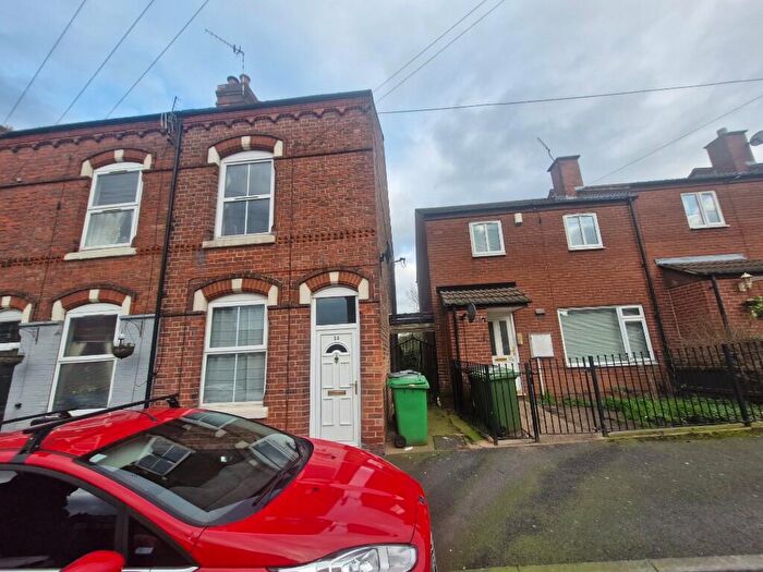 3 Bedroom End Of Terrace House For Sale In Maud Street, Nottingham, Nottinghamshire, NG7