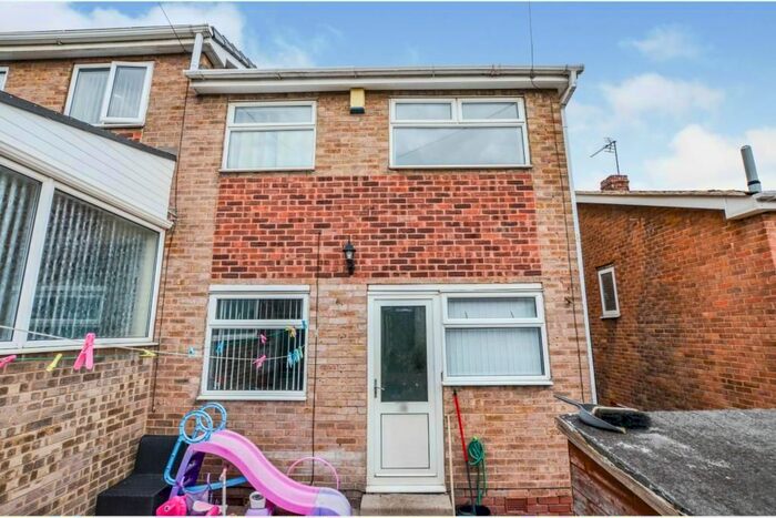 3 Bedroom Semi-Detached House To Rent In Nelson Close, Brinsworth, S60