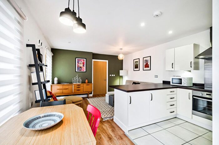 1 Bedroom Flat For Sale In Royal House, Church Road, Leyton, E10