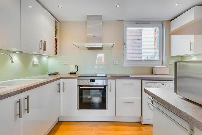 1 Bedroom Flat To Rent In Colet Gardens, St Pauls Court, London, W14