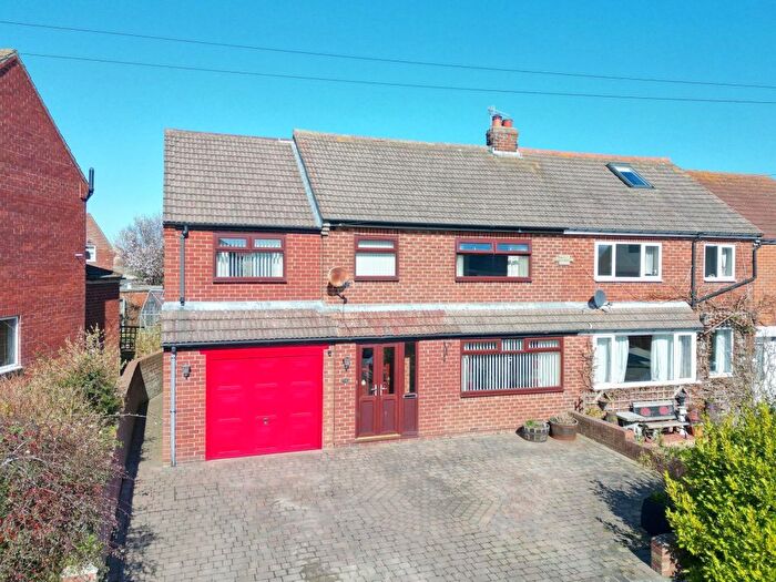 3 Bedroom Semi-Detached House For Sale In Holmstead Avenue, Whitby, YO21
