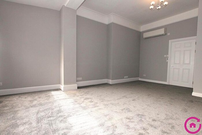 2 Bedroom Apartment To Rent In Spa Road, Gloucester, GL1