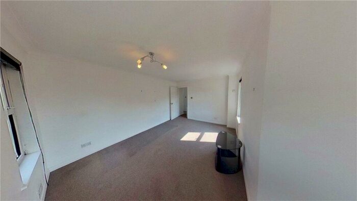 1 Bedroom Flat To Rent In Bedford Hill, Tooting Bec, London, SW12