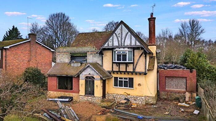 4 Bedroom Detached House For Sale In Ashford Road, Bearsted, ME14