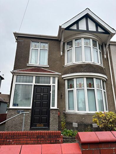 3 Bedroom Semi Detached House For Sale In Heol Goffa, Llanelli, SA15