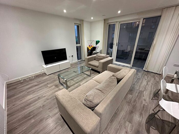 3 Bedroom Apartment To Rent In Moorhen Drive, London, NW9