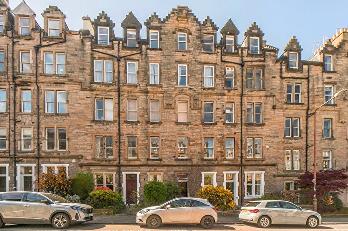 2 Bedroom Flat For Sale In / Marchmont Crescent, Marchmont, Edinburgh, EH9