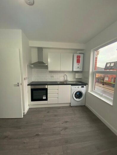1 Bedroom Flat To Rent In Philip Lane, Tottenham, N15