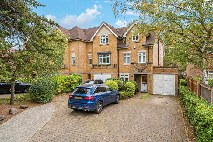 4 Bedroom Semi Detached House For Sale In Ducks Hill Road, Northwood, HA6