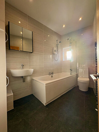 4 Bedroom Terraced House To Rent In Wharfe View, Pool-In-Wharfedale, LS21