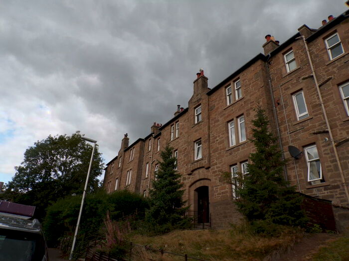 1 Bedroom Flat To Rent In Fullarton Street, West End, DD3