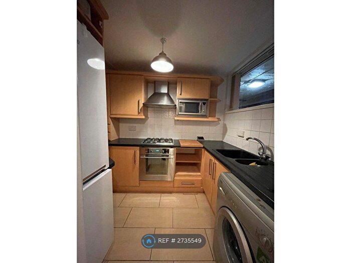 1 Bedroom Flat To Rent In Brockles Mead, Harlow, CM19