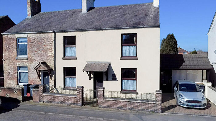 3 Bedroom Semi Detached House For Sale In Leicester Road, Ibstock, Leicestershire, LE67