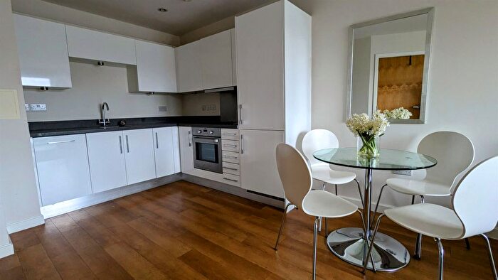 1 Bedroom Flat For Sale In Ocean Drive, Gillingham, ME7