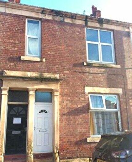 2 Bedroom Apartment To Rent In Clavering Street, Wallsend, NE28