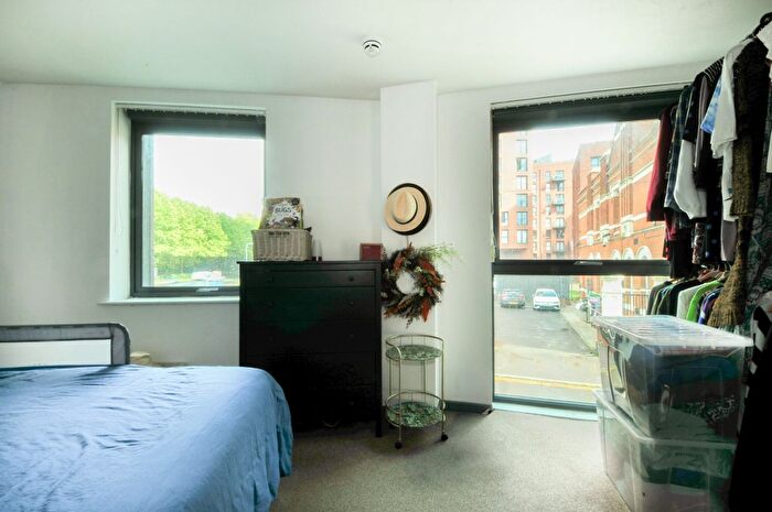 1 Bedroom Flat For Sale In Chapel Street, Salford, M3