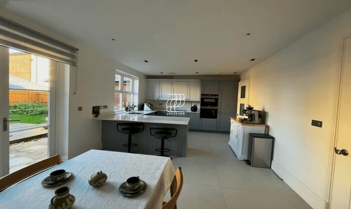 4 Bedroom Detached House To Rent In Rokery Lane, Trent Park, London, EN4