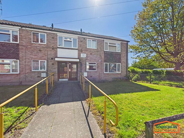 1 Bedroom Flat To Rent In Martley Road, Walsall, WS4