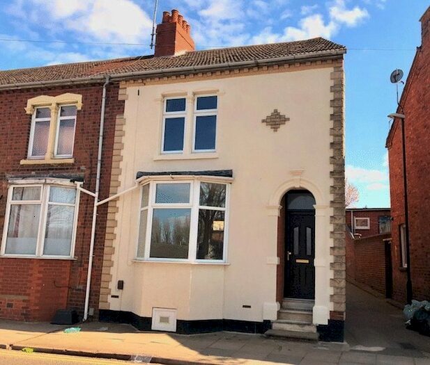 3 Bedroom Terraced House To Rent In St. Andrews Road, Northampton, NN1
