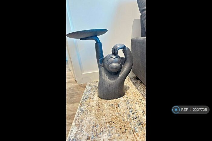 1 Bedroom Flat To Rent In Blade Tower, Manchester, M15