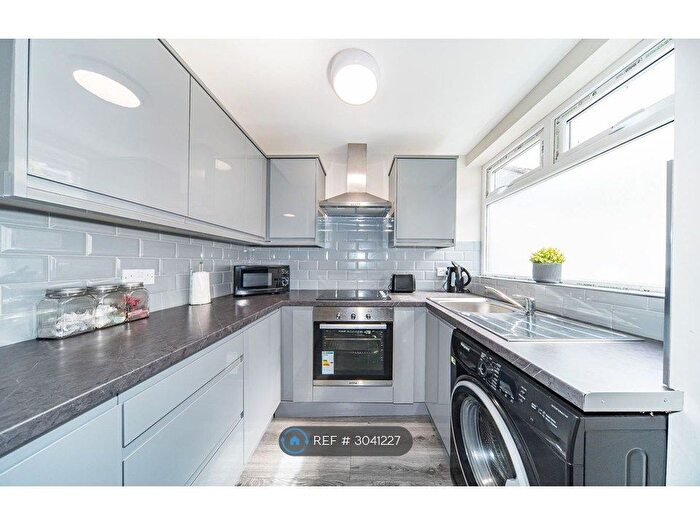 3 Bedroom Terraced House To Rent In Gwendoline St, Liverpool, L8