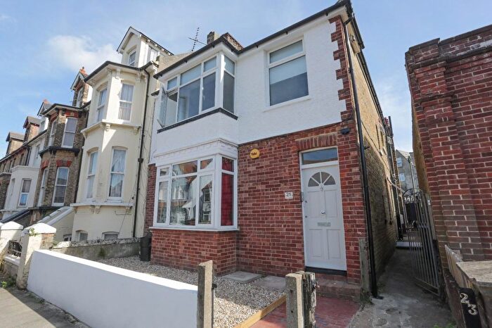3 Bedroom Maisonette To Rent In St Pauls Road, Cliftonville, Margate, Kent, CT9