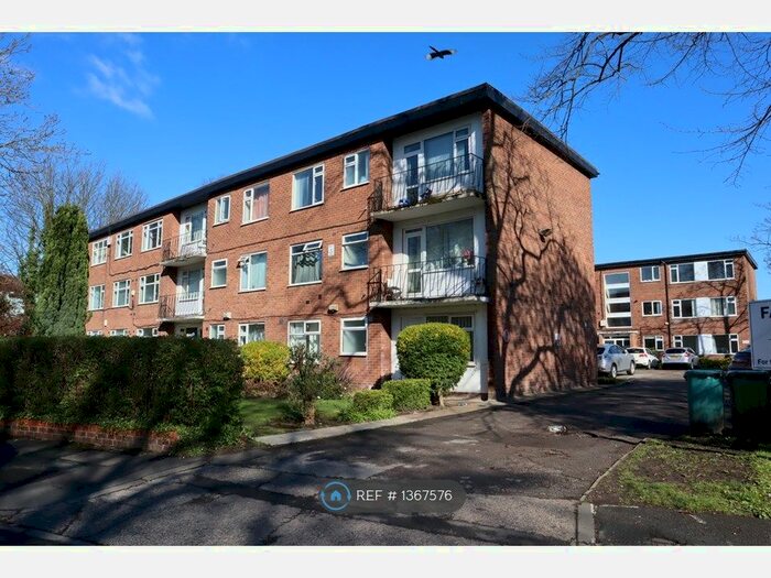 2 Bedroom Flat To Rent In Fairfield Court, Manchester, M14