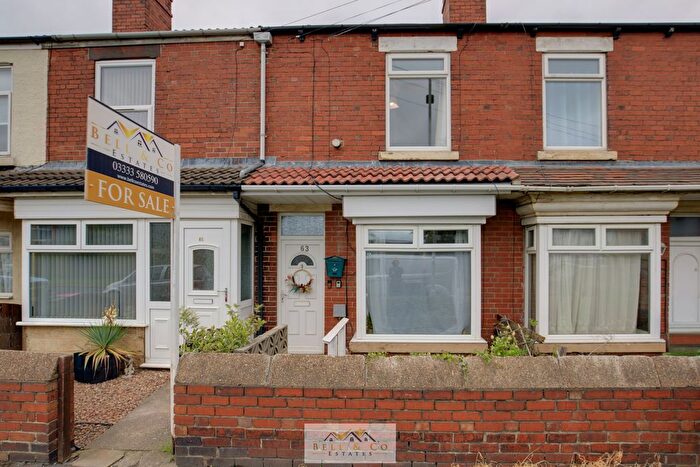2 Bedroom Terraced House For Sale In Rotherham Road, Dinnington, Sheffield, S25