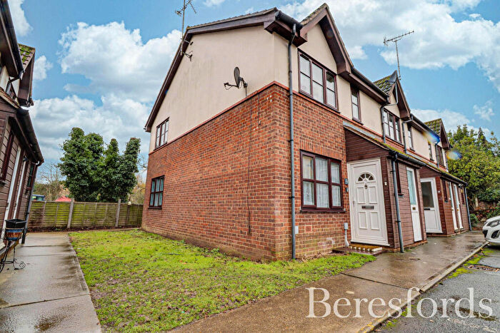 1 Bedroom Maisonette For Sale In Princes Gate, Princes Avenue, CM0