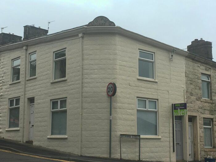 2 Bedroom Flat To Rent In Britannia Street, Great Harwood, Blackburn, BB6