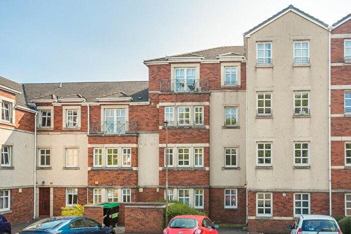 2 Bedroom Flat For Sale In Carrick Knowe Avenue, Carrick Knowe, Edinburgh, EH12