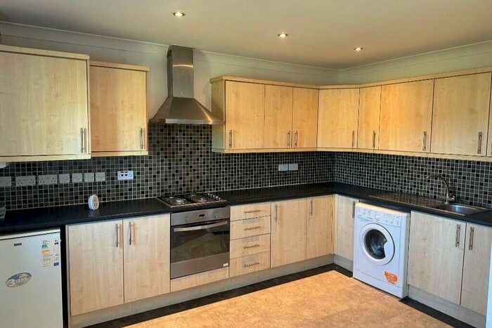 2 Bedroom Duplex To Rent In Regents Court, Durham, County Durham, DH1
