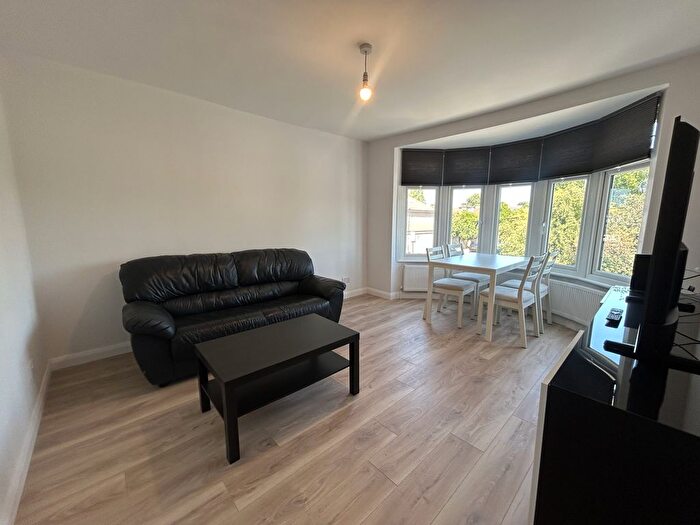 3 Bedroom Flat To Rent In Southbury Road, London, EN1
