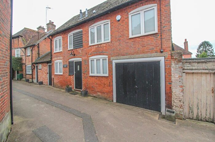2 Bedroom Detached House To Rent In The Bury, Odiham, Hook, RG29