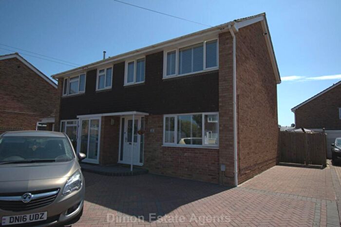 3 Bedroom Semi-Detached House For Sale In Kent Road, Gosport, PO13