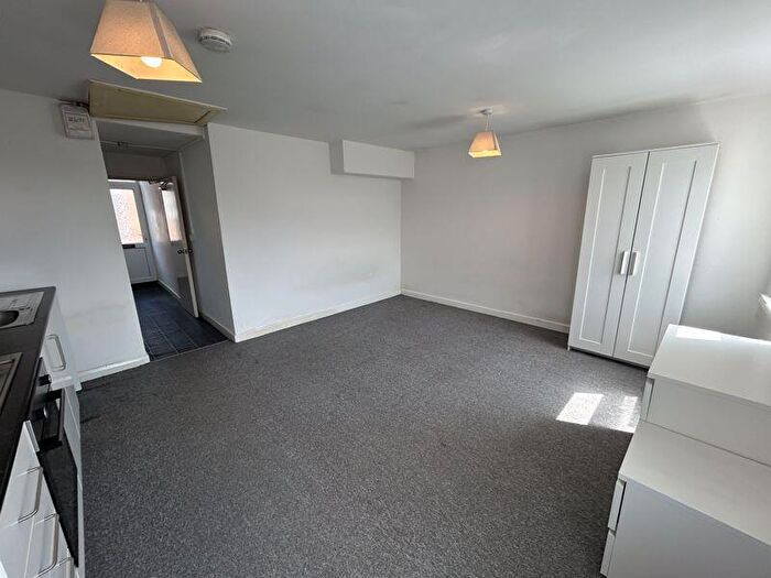 1 Bedroom Detached House To Rent In Recreation Drive, Shirebrook, NG20