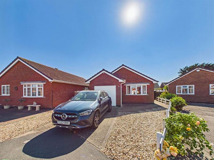 2 Bedroom Detached Bungalow For Sale In Morrison Close, Sutton-On-Sea, Mablethorpe, LN12