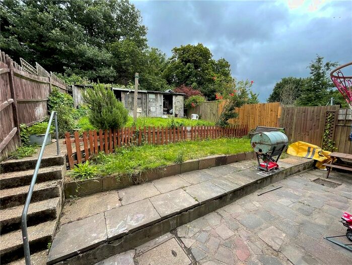 3 Bedroom End Terrace House For Sale In Barnfield Road, St Pauls Cray