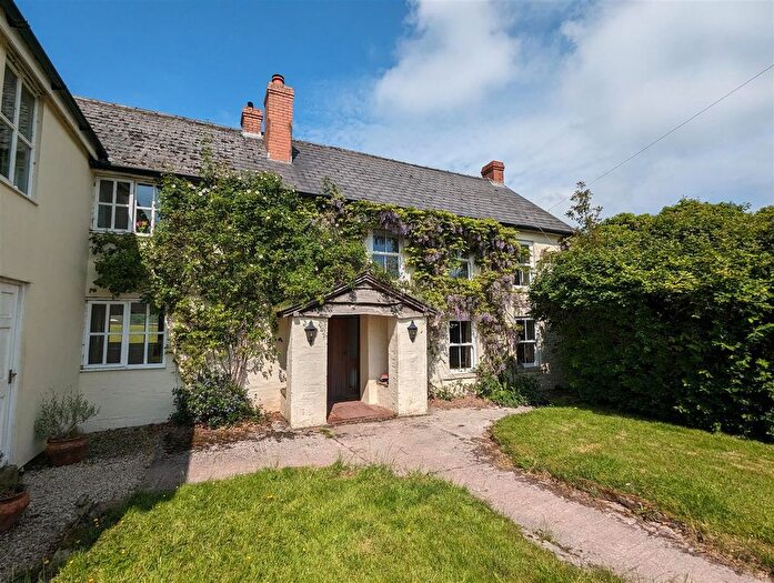 2 Bedroom Property To Rent In Belpha Farm, Dulas, HR2