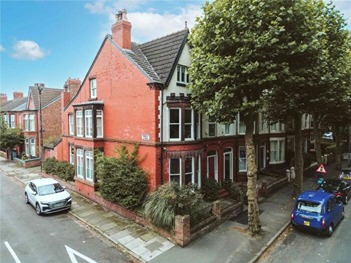 6 Bedroom End Of Terrace House For Sale In Greenbank Road, Liverpool, Merseyside, L18