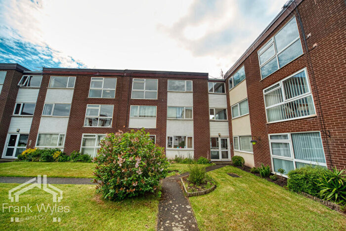 2 Bedroom Apartment For Sale In Fleet Street, Lytham St. Annes, Lancashire, FY8