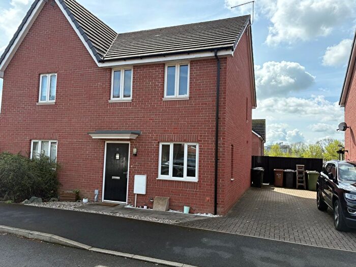 2 Bedroom Semi-Detached House For Sale In Carton Grove, Wellingborough, NN8