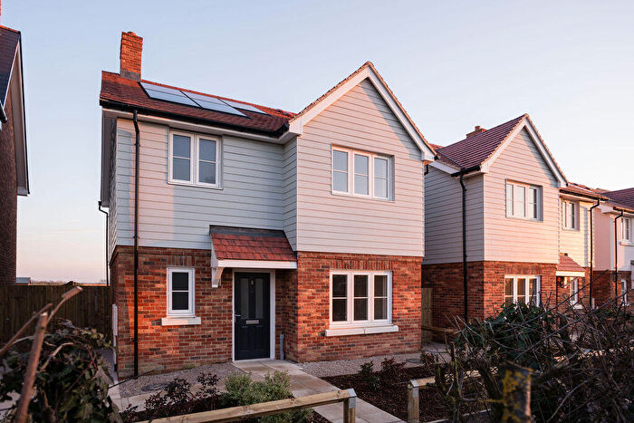 3 Bedroom Detached House For Sale In Brimstone Place, Little Dunmow, Essex, CM6