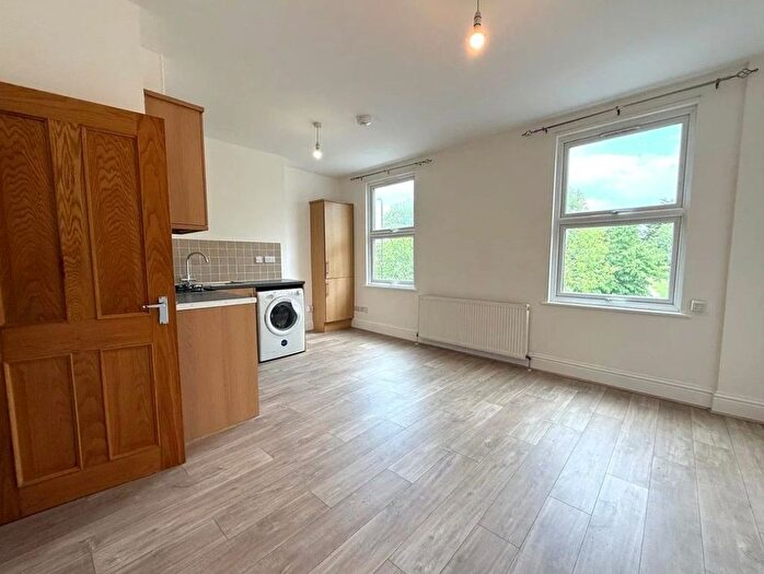 1 Bedroom Flat To Rent In High Road, London, N22