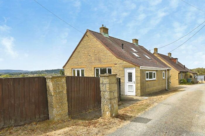 3 Bedroom Detached House To Rent In Carpenters Road, St. Helens, Ryde, PO33