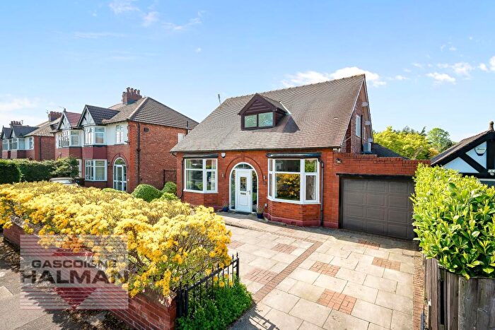 3 Bedroom Detached Bungalow For Sale In Fownhope Road, Sale, M33