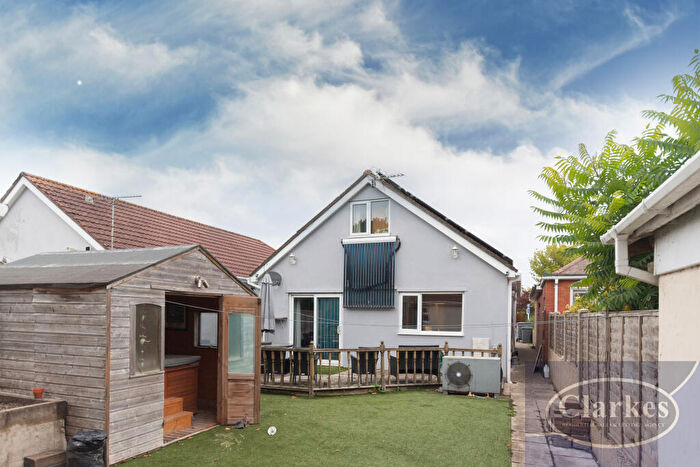 4 Bedroom Detached Bungalow For Sale In Bascott Road, Bournemouth, Bournemouth, BH11